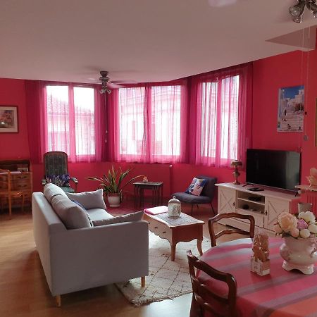 Appartement La Vie En Rose Périgueux Esterno foto