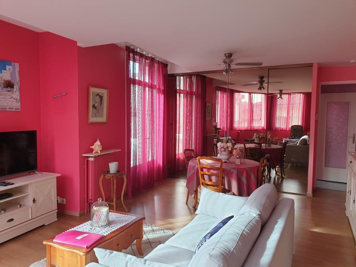 Appartement La Vie En Rose Périgueux Esterno foto